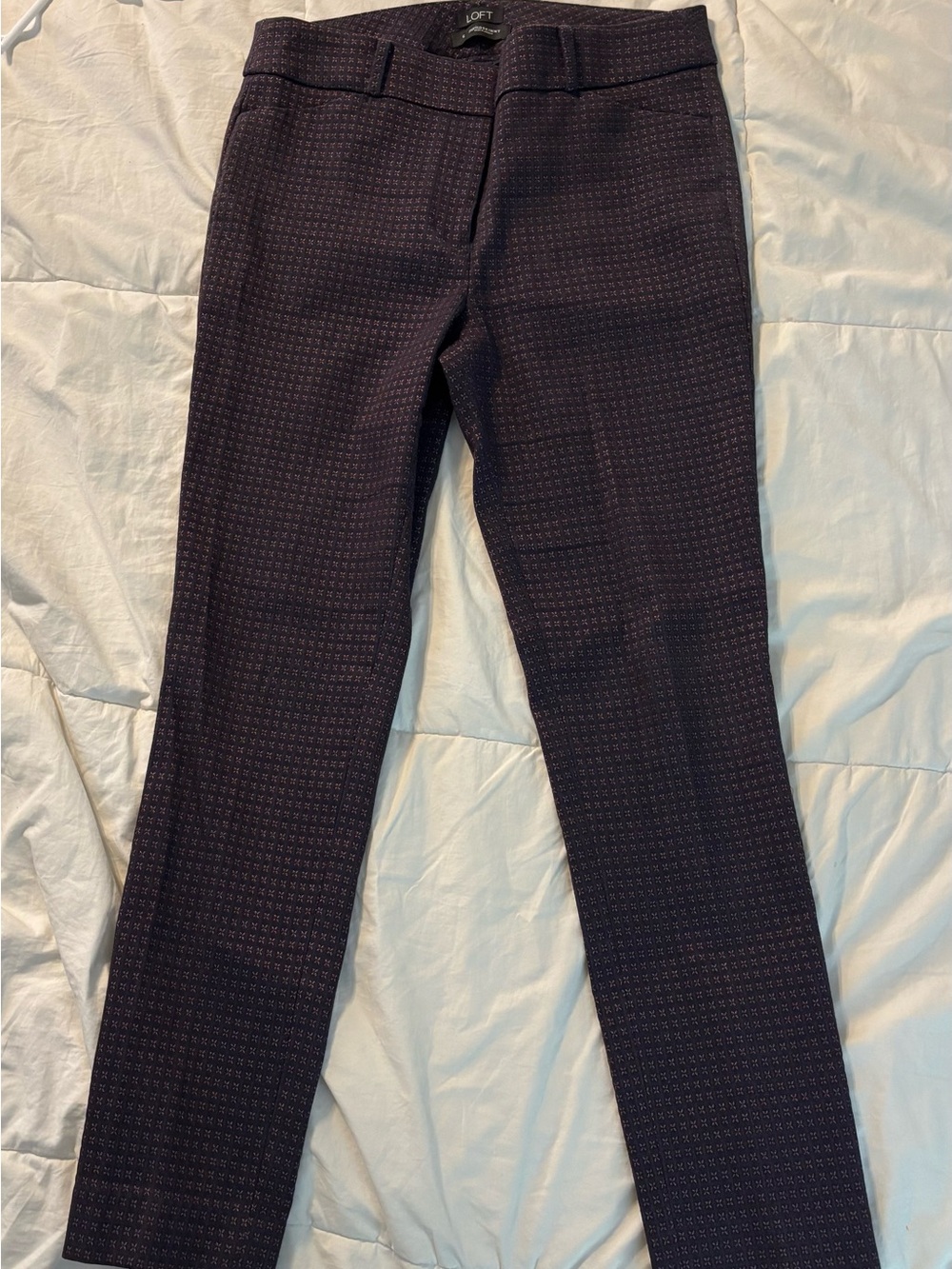 LOFT Women’s Marisa Skinny Navy Micro-Patterned Dress Pants